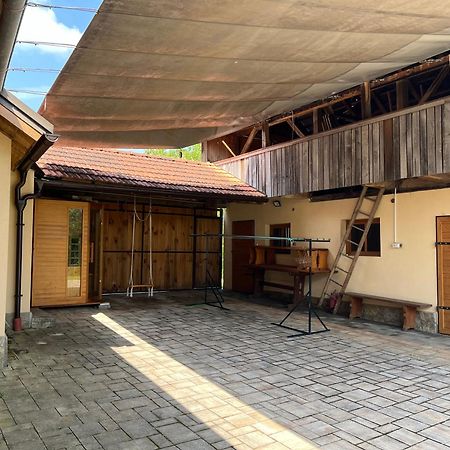 Vila Domacija Brdar Adlesici Exteriér fotografie